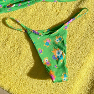 NEW! Y2K “90’s Vibes” Floral Print Skinny Strap Bikini Bottoms